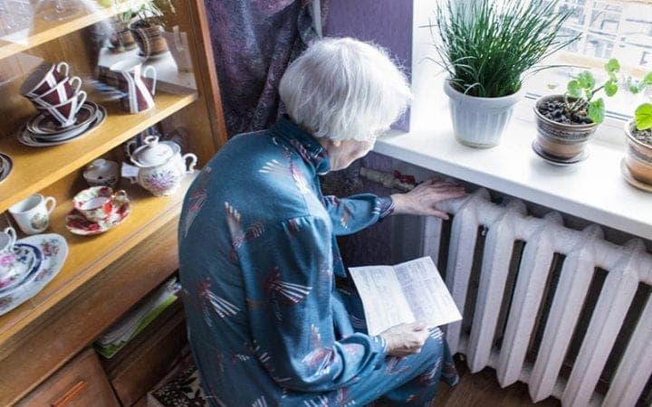 Comment payer ses factures de chauffage avec une petite retraite ?