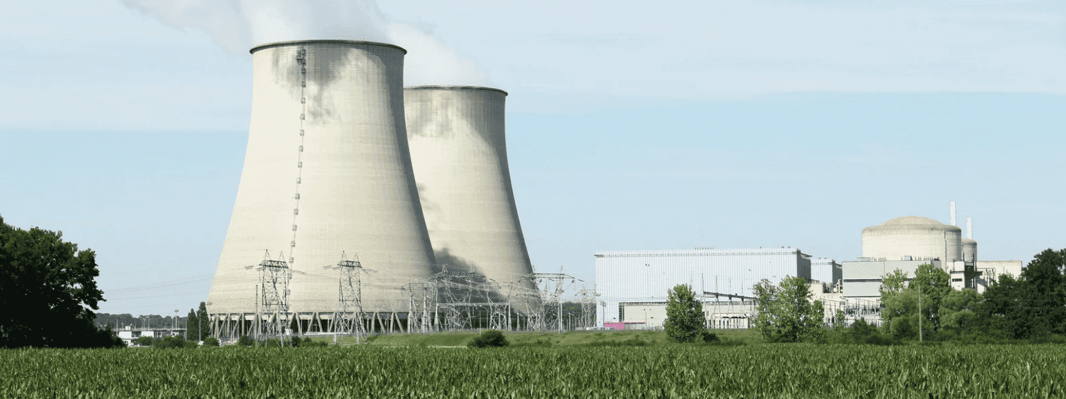 Nucléaire : des associations saisissent la justice pour contester le démarrage de l'EPR de Flamanville