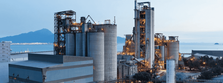 Industrie : l’Allemagne pollue moins, la France électrifie plus
